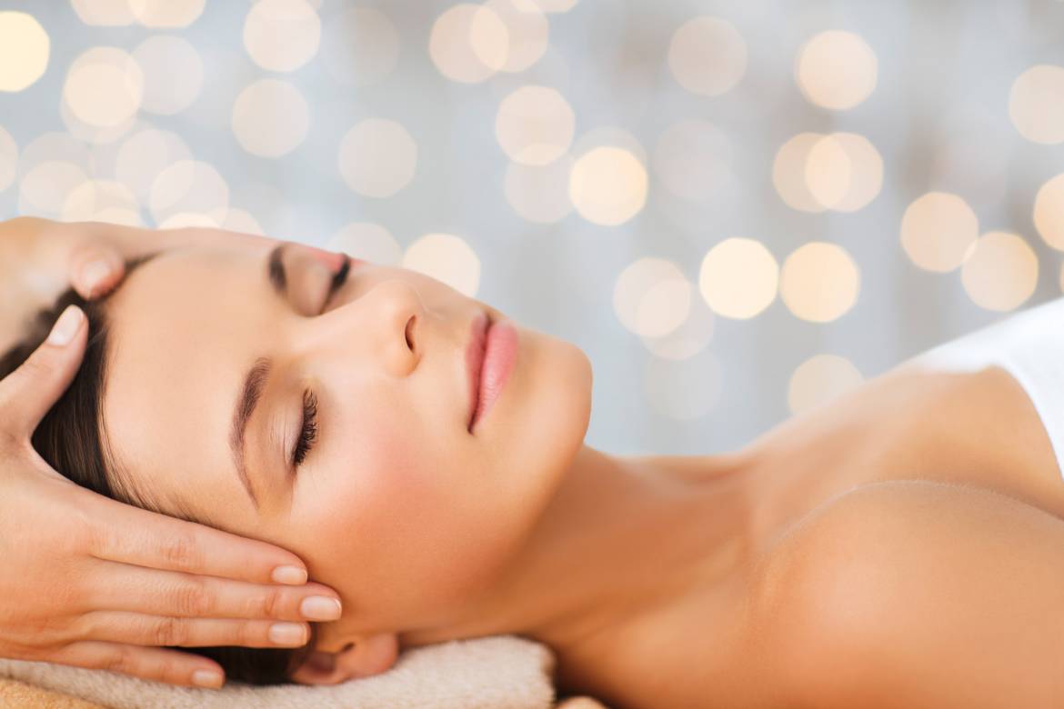 bigstock-spa-beauty-people-and-body-c-96049841.jpg
