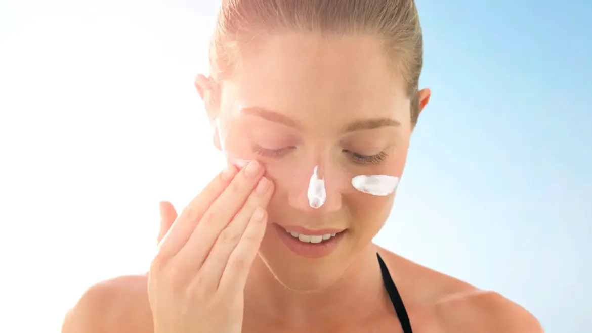 Vacaciones y Sol: Cómo Proteger tu Piel y Mantenerla Saludable